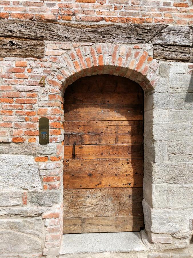Domus Acaja Leilighet Pinerolo Eksteriør bilde